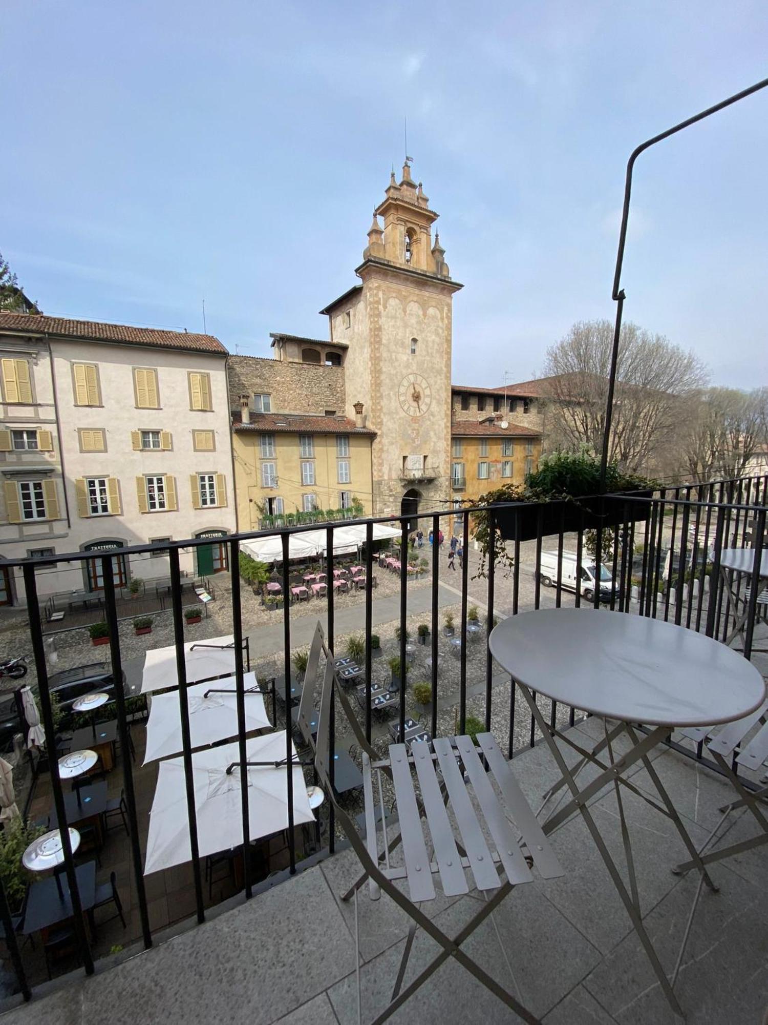 Piazza Mascheroni Home ベルガモ エクステリア 写真