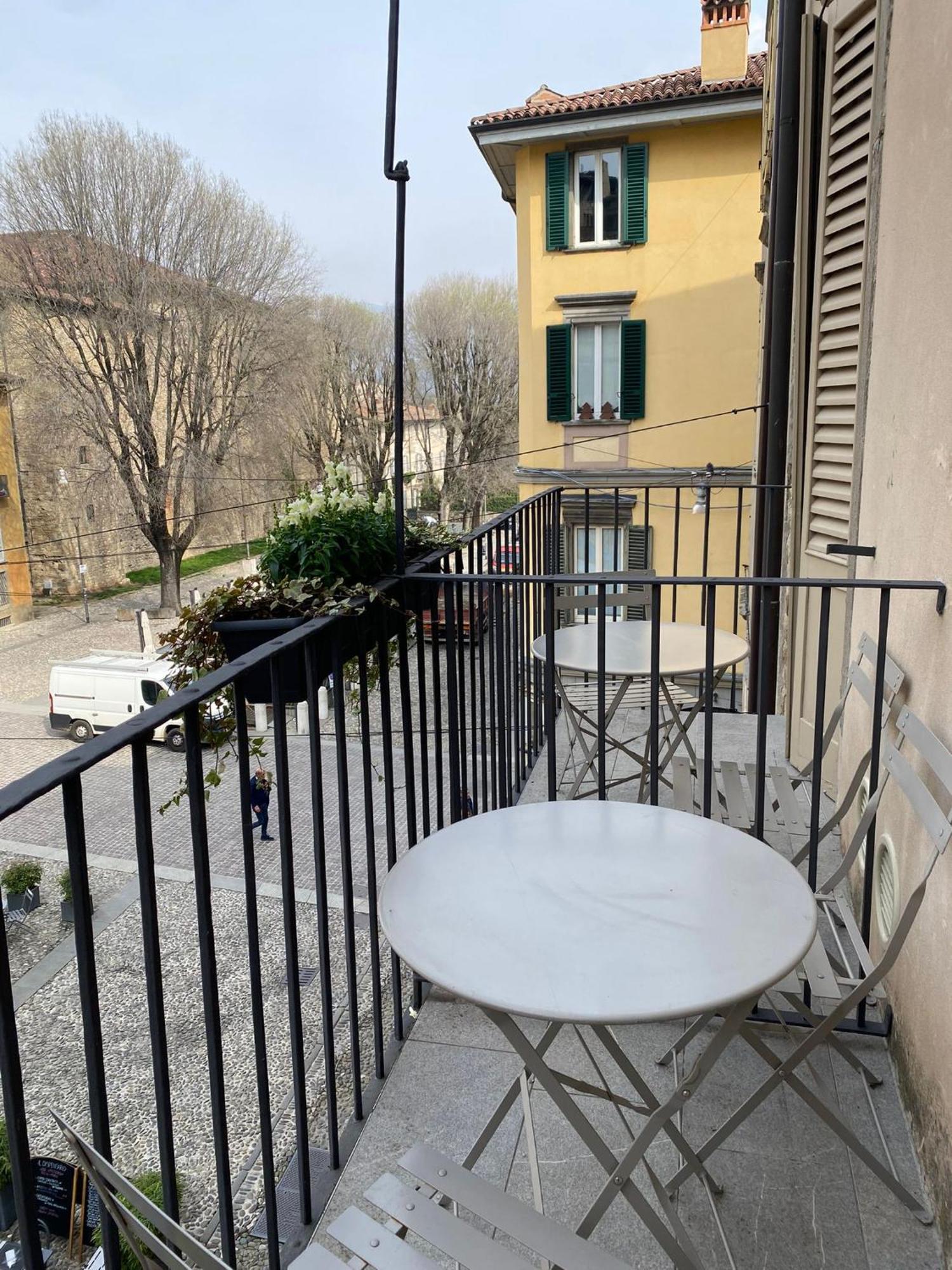 Piazza Mascheroni Home ベルガモ エクステリア 写真