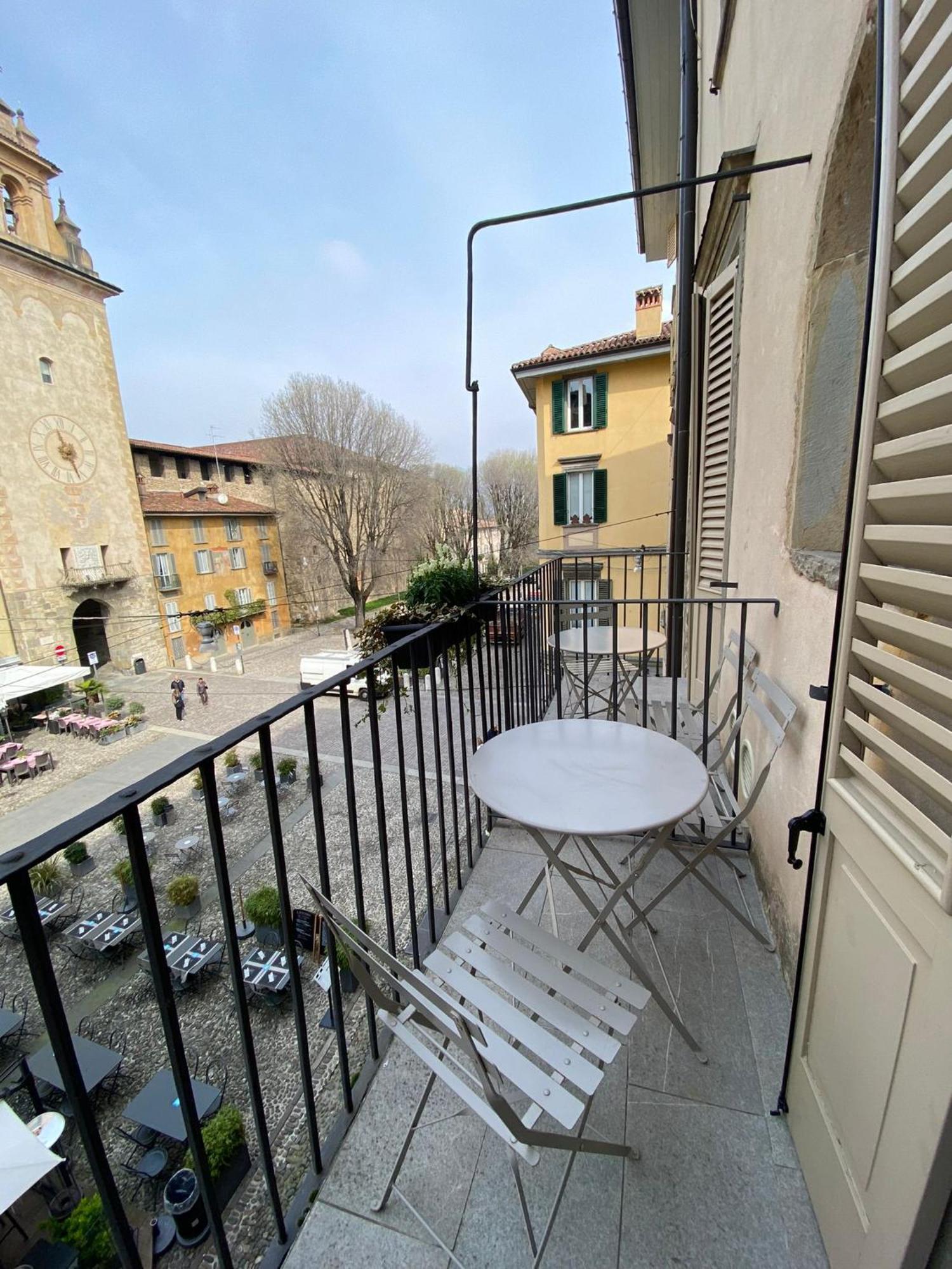 Piazza Mascheroni Home ベルガモ エクステリア 写真
